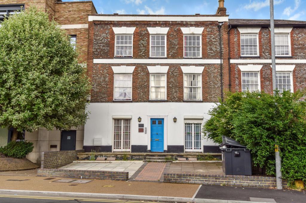 2 bed 1st Floor Flat for rent in High Wycombe. From Chancellors - High Wycombe