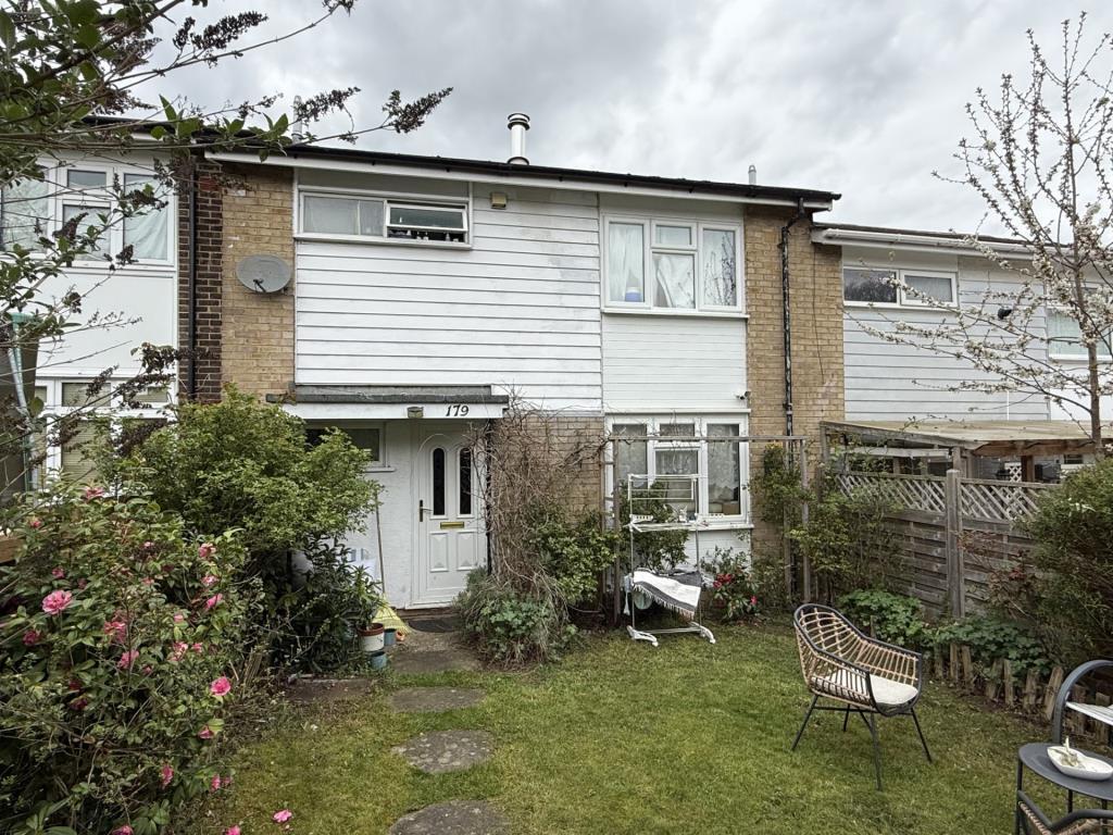 3 bed Mid Terraced House for rent in High Wycombe. From Chancellors - High Wycombe 3 bed Mid Terraced House for rent in High Wycombe. From Chancellors - High Wycombe