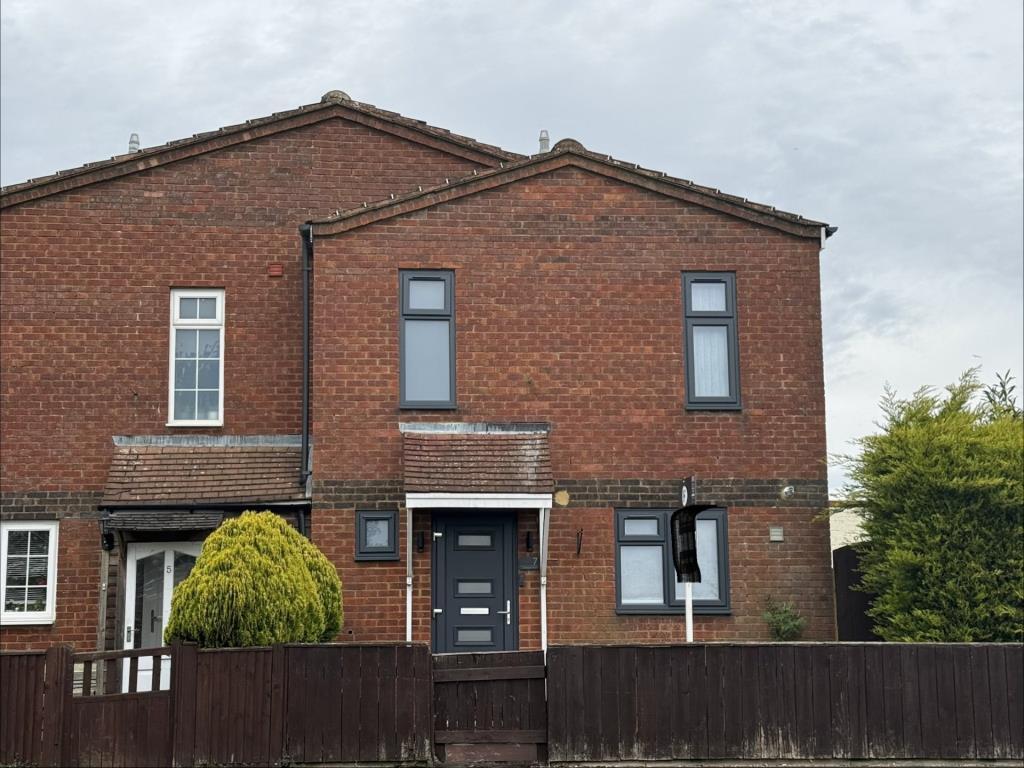 4 bed Semi Detached for rent in High Wycombe. From Chancellors - High Wycombe