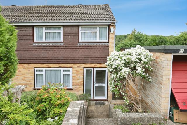 3 bed Semi Detached for rent in Clayhill. From Chancellors - High Wycombe 3 bed Semi Detached for rent in Clayhill. From Chancellors - High Wycombe