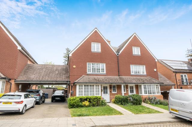 4 bed Semi Detached for rent in Horsleys Green. From Chancellors - High Wycombe 4 bed Semi Detached for rent in Horsleys Green. From Chancellors - High Wycombe