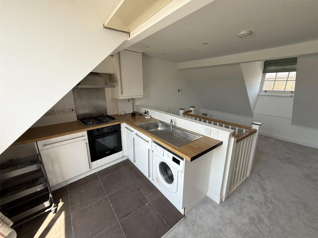 2 bed 1st Floor Flat for rent in High Wycombe. From Chancellors - High Wycombe 2 bed 1st Floor Flat for rent in High Wycombe. From Chancellors - High Wycombe