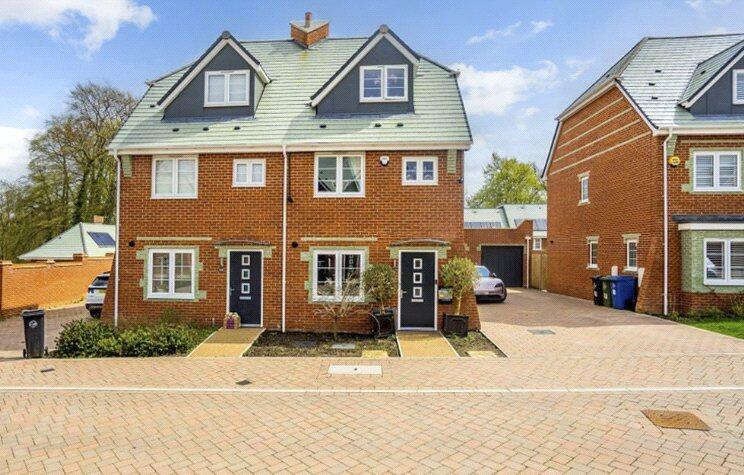 4 bed Semi Detached for rent in High Wycombe. From Chancellors - High Wycombe 4 bed Semi Detached for rent in High Wycombe. From Chancellors - High Wycombe