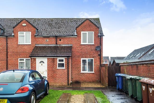 2 bed Mid Terraced House for rent in Kidlington. From Chancellors - Kidlington Lettings 2 bed Mid Terraced House for rent in Kidlington. From Chancellors - Kidlington Lettings