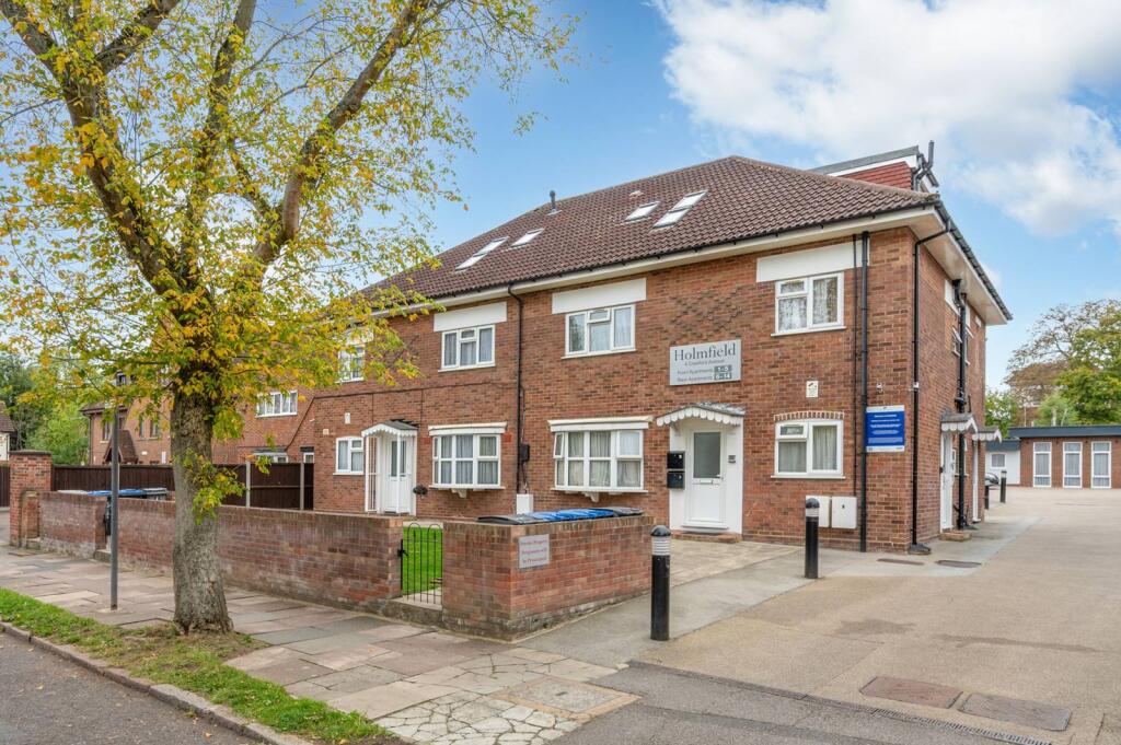 2 bed 1st Floor Flat for rent in Wembley. From Foxtons - Wembley