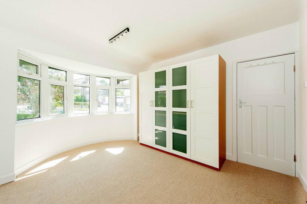 5 bed Detached for rent in Wembley. From Foxtons - Wembley 5 bed Detached for rent in Wembley. From Foxtons - Wembley