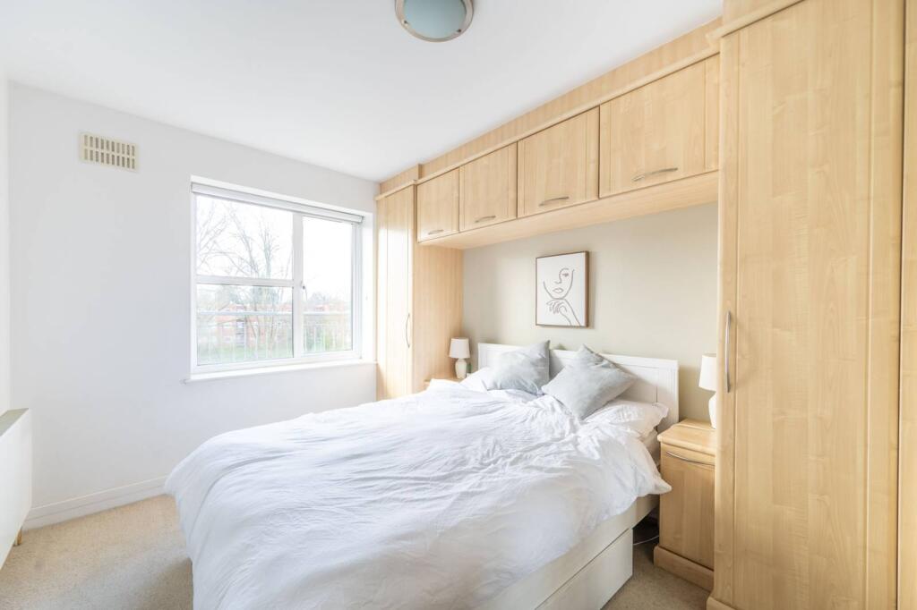 2 bed 1st Floor Flat for rent in Wembley. From Foxtons - Wembley