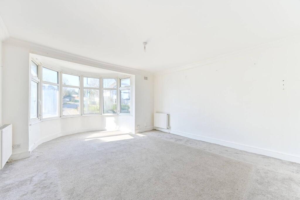 2 bed 1st Floor Flat for rent in Wembley. From Foxtons - Wembley