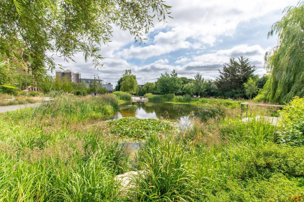 2 bed 1st Floor Flat for rent in Willesden. From Foxtons - Wembley