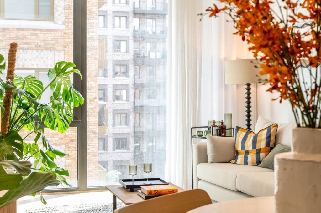 2 bed 1st Floor Flat for rent in Willesden. From Foxtons - Wembley