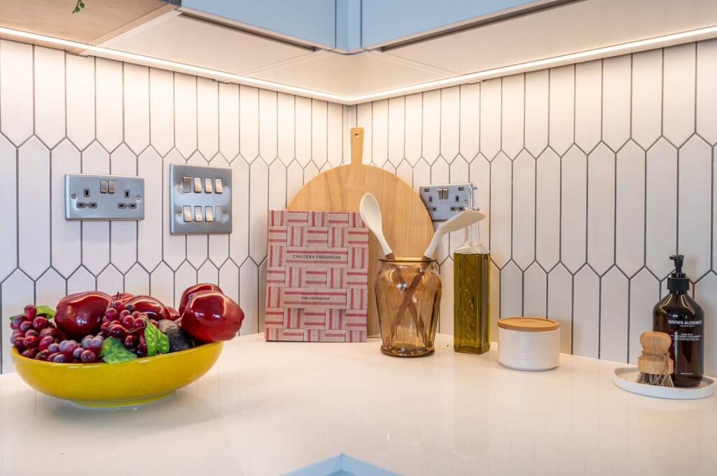 2 bed 1st Floor Flat for rent in Wembley. From Foxtons - Wembley