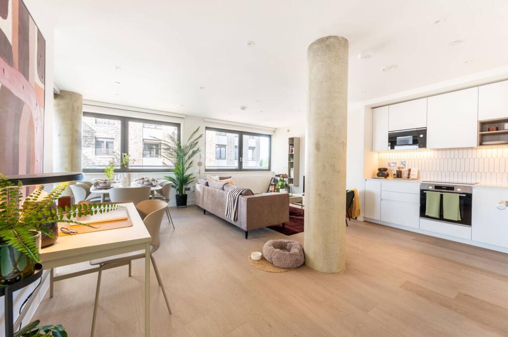 2 bed 1st Floor Flat for rent in Wembley. From Foxtons - Wembley