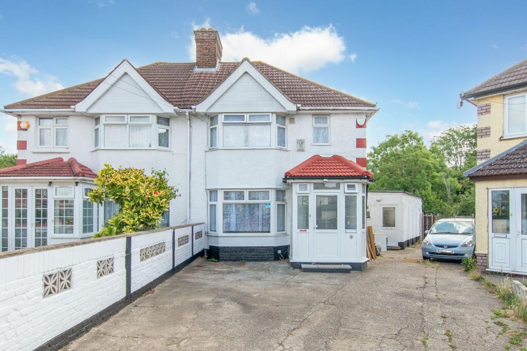 5 bed Semi Detached for rent in Wembley. From Foxtons - Wembley 5 bed Semi Detached for rent in Wembley. From Foxtons - Wembley