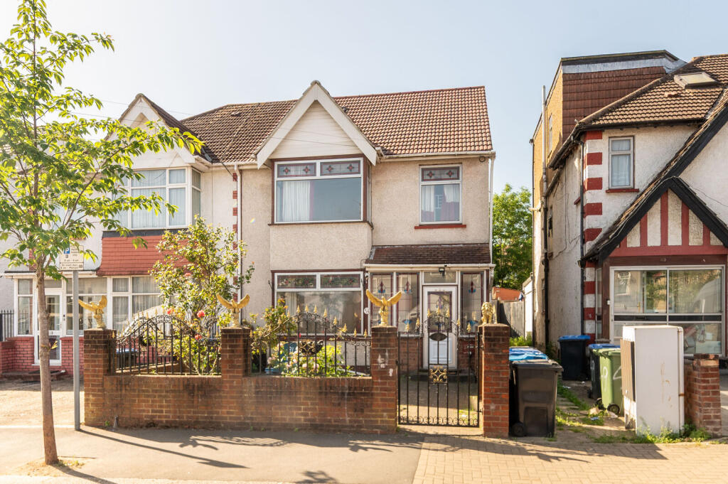 7 bed Semi Detached for rent in Wembley. From Foxtons - Wembley 7 bed Semi Detached for rent in Wembley. From Foxtons - Wembley