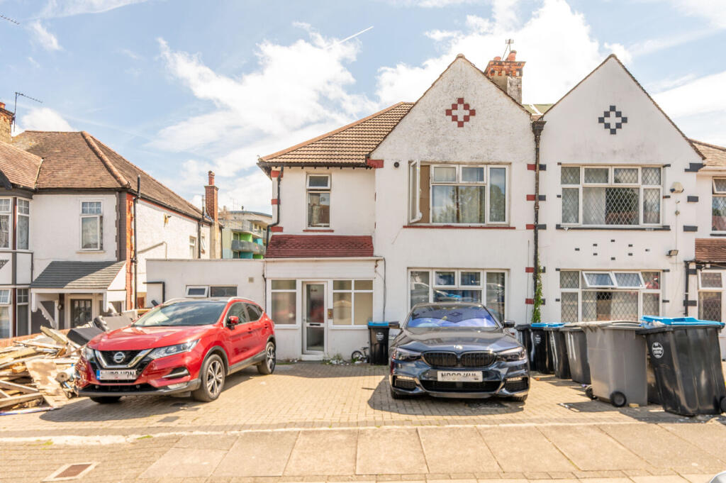 1 bed 1st Floor Flat for rent in Wembley. From Foxtons - Wembley