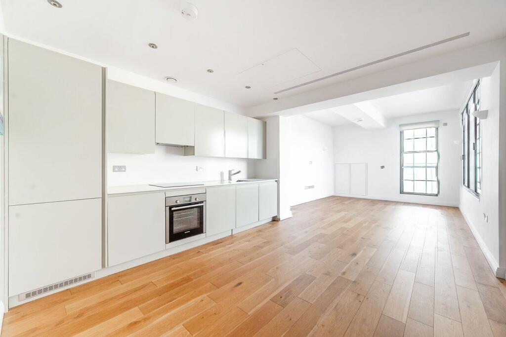 2 bed 1st Floor Flat for rent in Greenford. From Foxtons - Wembley 2 bed 1st Floor Flat for rent in Greenford. From Foxtons - Wembley