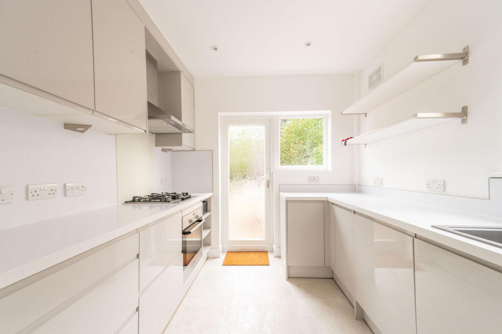 3 bed End of Terrace for rent in Wembley. From Foxtons - Wembley