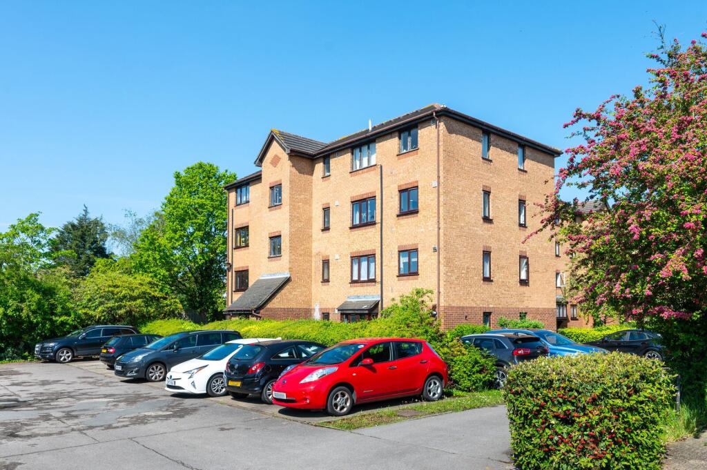 1 bed 1st Floor Flat for rent in Wembley. From Foxtons - Wembley