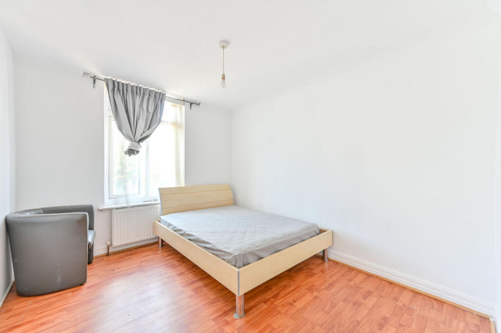 2 bed 1st Floor Flat for rent in Greenford. From Foxtons - Wembley