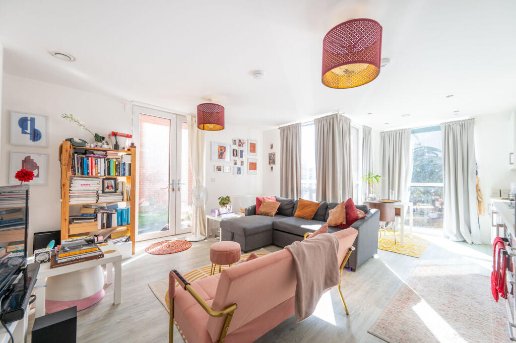 1 bed 1st Floor Flat for rent in London. From Foxtons - Wembley