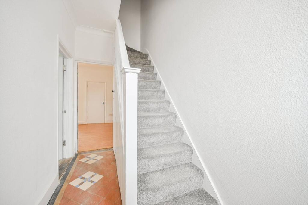 6 bed Detached for rent in London. From Foxtons - Wood Green 6 bed Detached for rent in London. From Foxtons - Wood Green