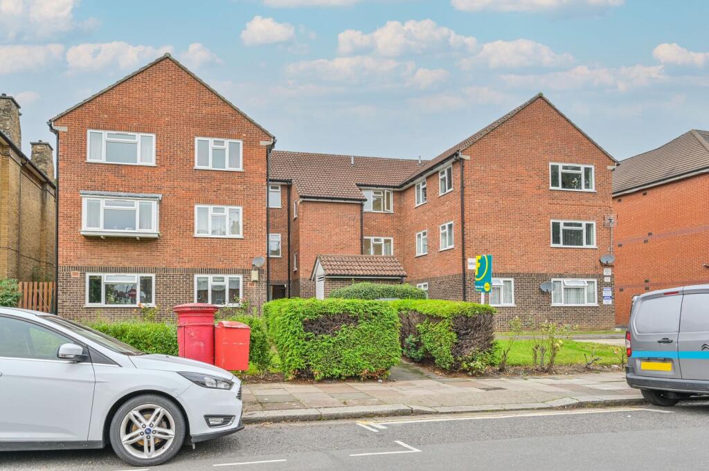 1 bed 1st Floor Flat for rent in Wood Green. From Foxtons - Wood Green 1 bed 1st Floor Flat for rent in Wood Green. From Foxtons - Wood Green