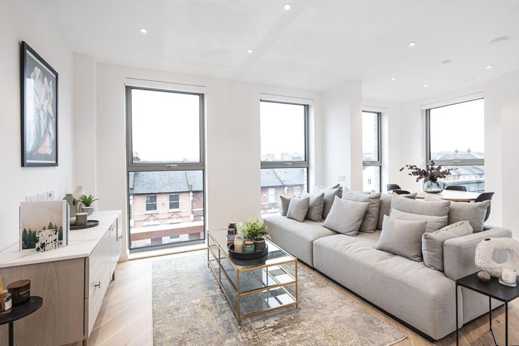 1 bed 1st Floor Flat for rent in London. From Foxtons - Wood Green