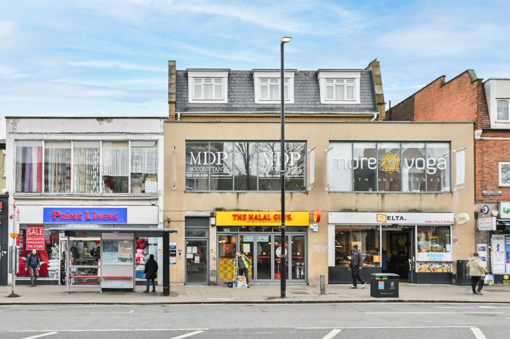 1 bed 1st Floor Flat for rent in London. From Foxtons - Wood Green