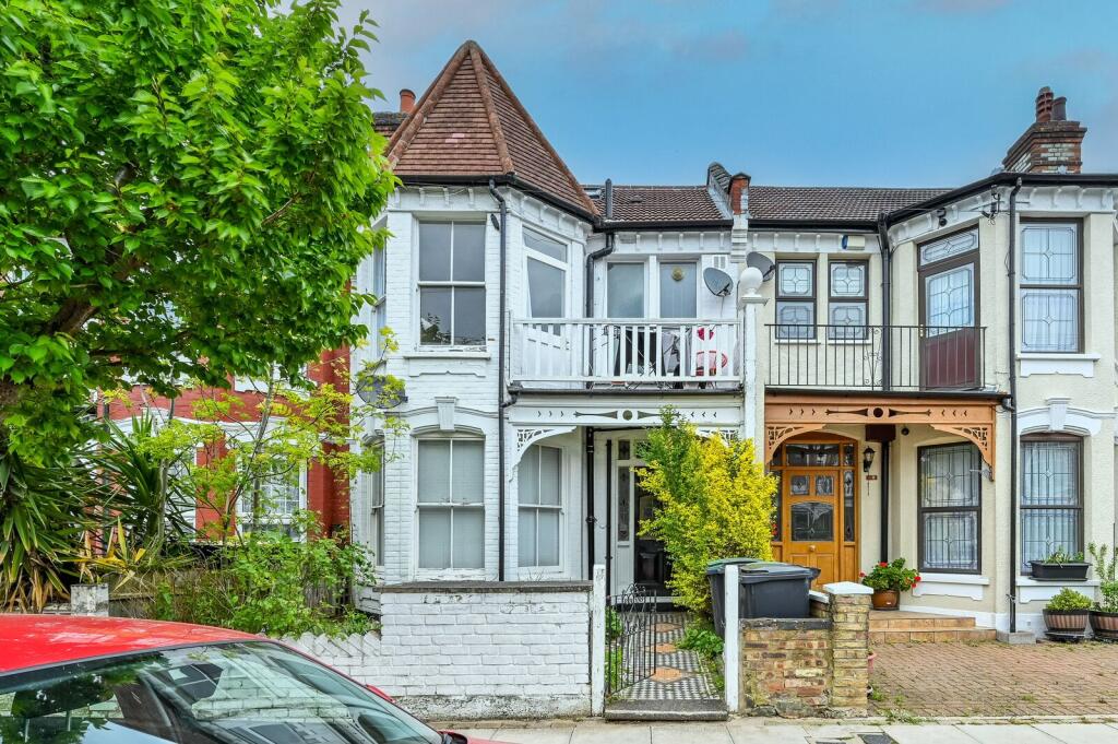 3 bed 1st Floor Flat for rent in Wood Green. From Foxtons - Wood Green 3 bed 1st Floor Flat for rent in Wood Green. From Foxtons - Wood Green