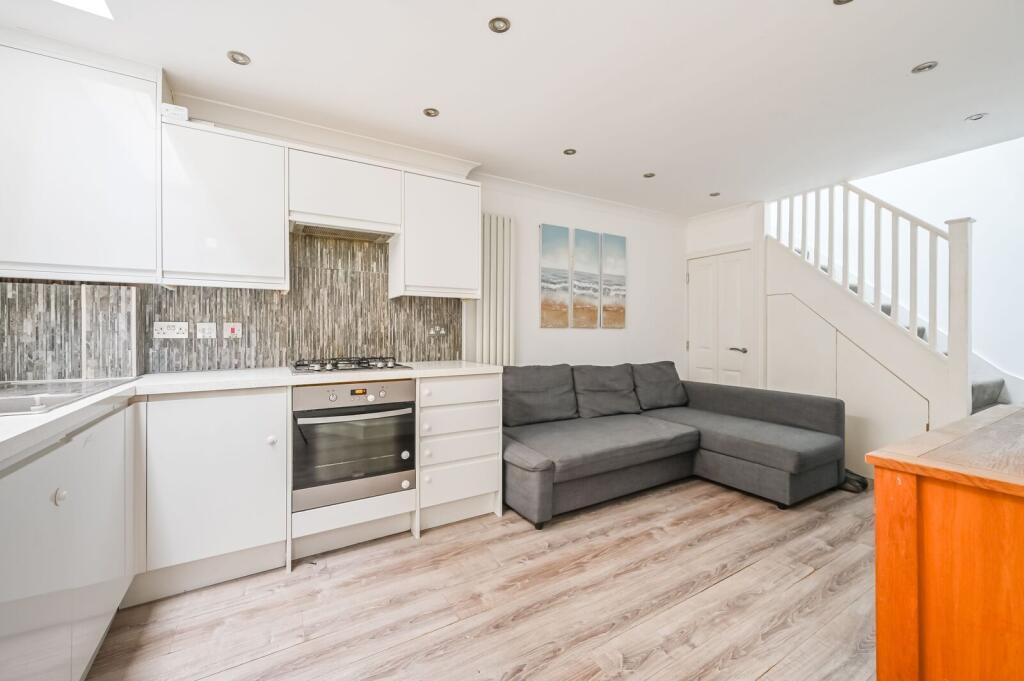 2 bed 1st Floor Flat for rent in London. From Foxtons - Wood Green 2 bed 1st Floor Flat for rent in London. From Foxtons - Wood Green