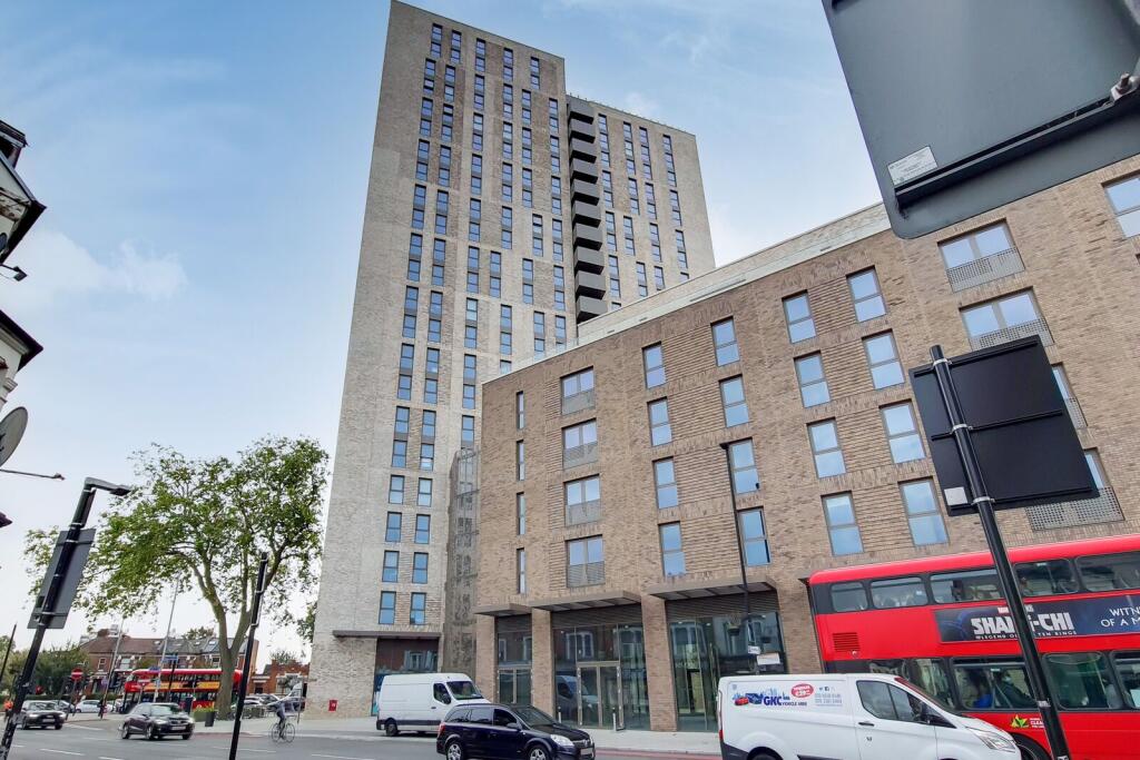 1 bed 1st Floor Flat for rent in London. From Foxtons - Wood Green