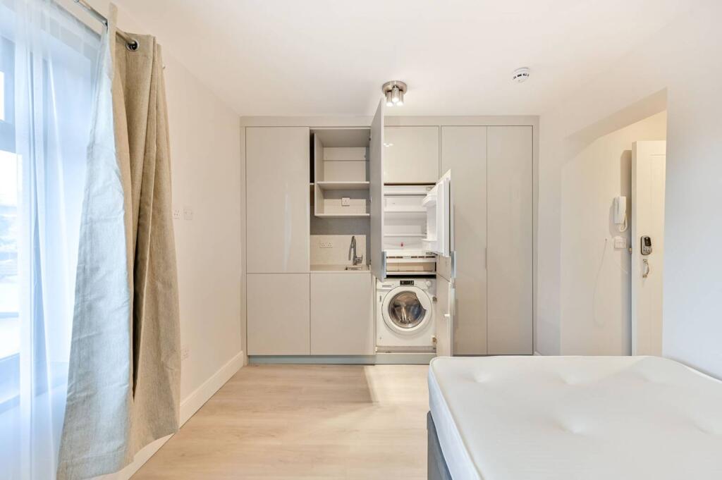 0 bed Studio for rent in Hounslow. From Foxtons - Hounslow