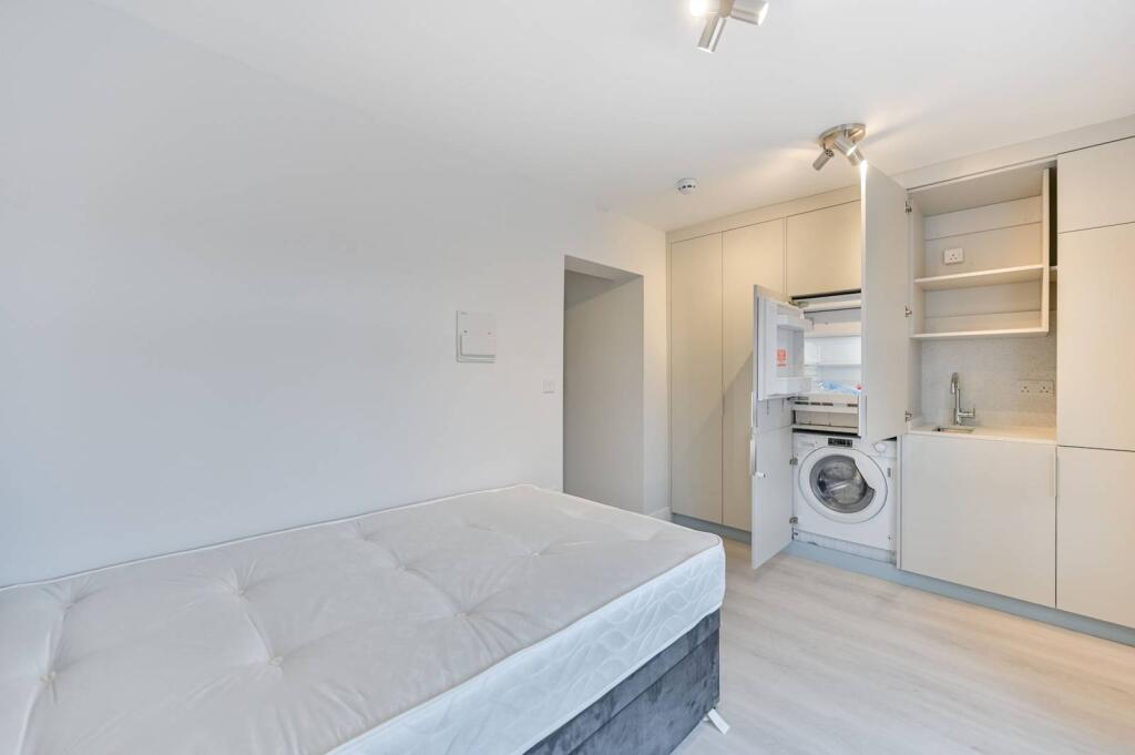 0 bed Studio for rent in Hounslow. From Foxtons - Hounslow