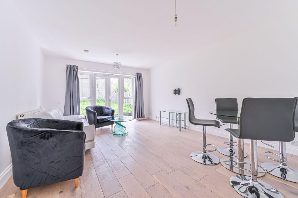 2 bed Annexe for rent in Streatham. From Foxtons - Balham 2 bed Annexe for rent in Streatham. From Foxtons - Balham