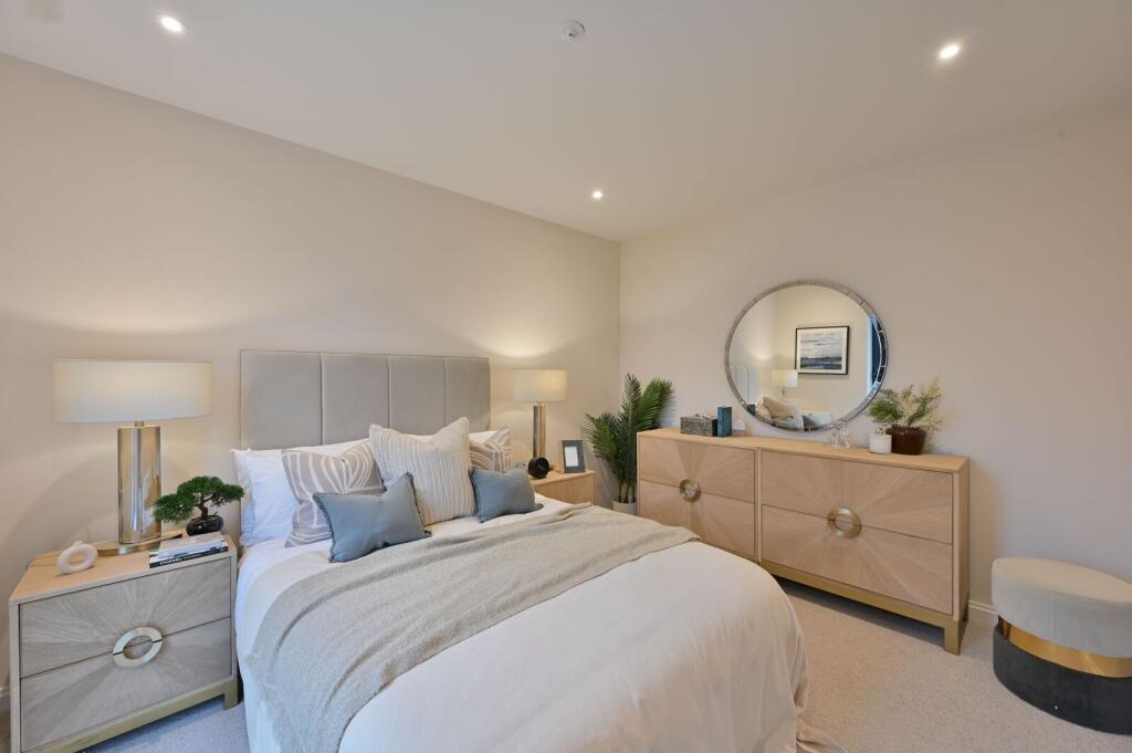 3 bed Mews for rent in London. From Foxtons - Balham