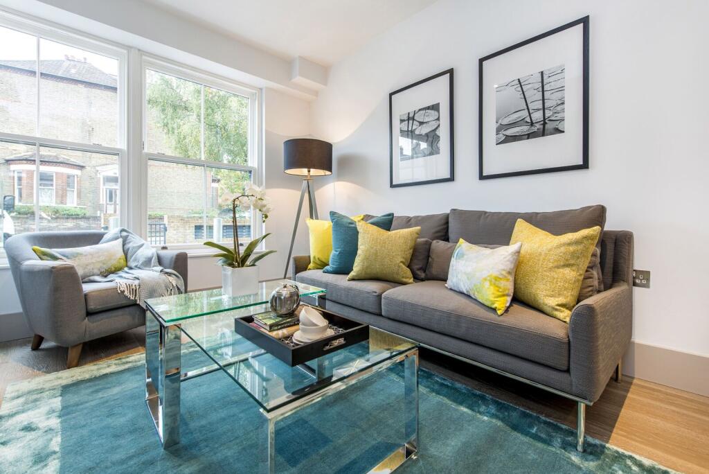 1 bed 1st Floor Flat for rent in London. From Foxtons - Balham