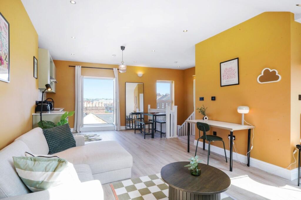 0 bed Studio for rent in London. From Foxtons - Balham