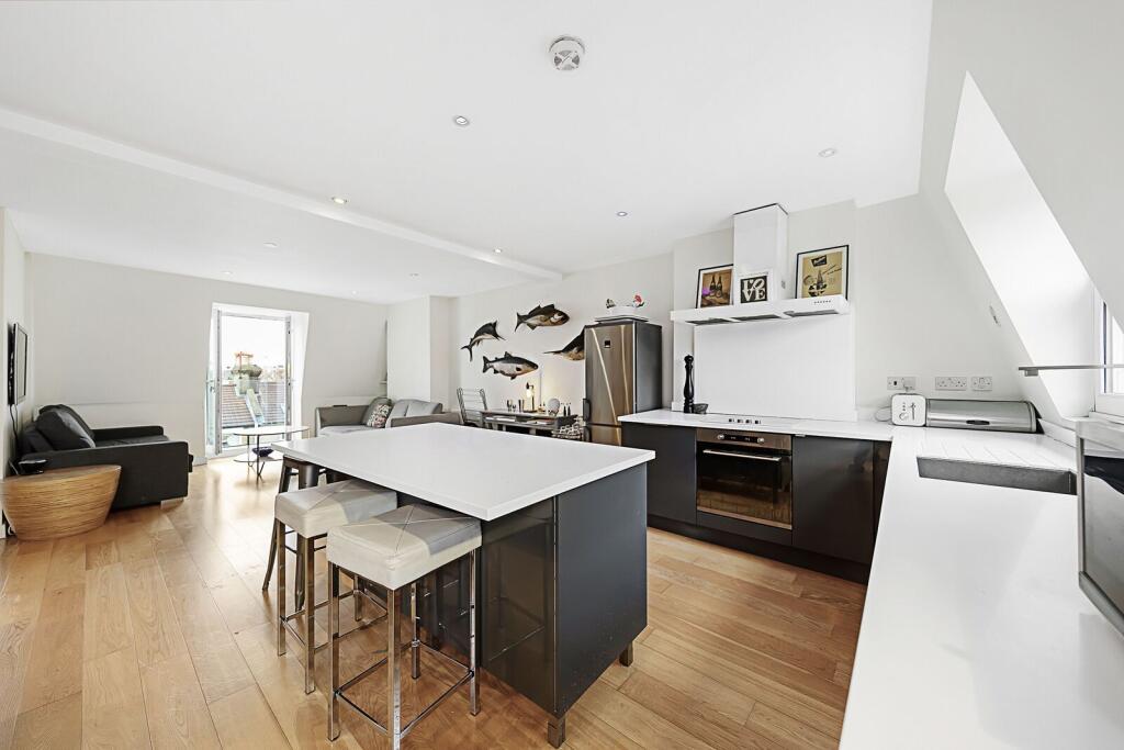 2 bed 1st Floor Flat for rent in Battersea. From Foxtons - Battersea 2 bed 1st Floor Flat for rent in Battersea. From Foxtons - Battersea