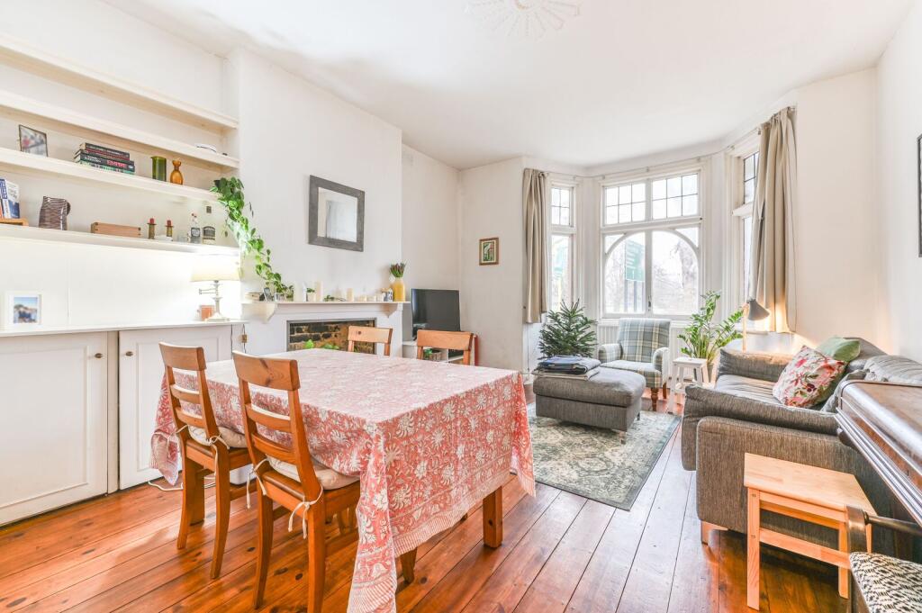 2 bed 1st Floor Flat for rent in London. From Foxtons - Battersea 2 bed 1st Floor Flat for rent in London. From Foxtons - Battersea
