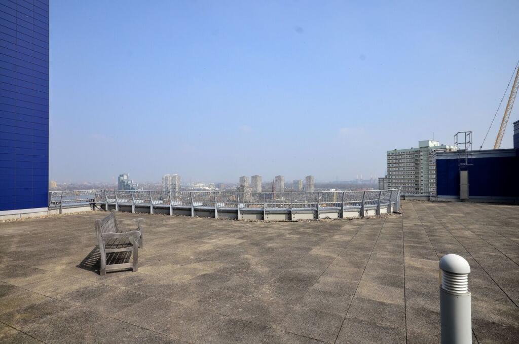 1 bed 1st Floor Flat for rent in London. From Foxtons - Battersea