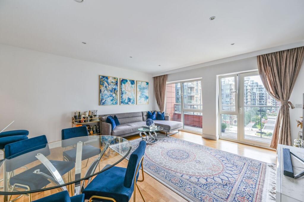 2 bed 1st Floor Flat for rent in London. From Foxtons - Battersea