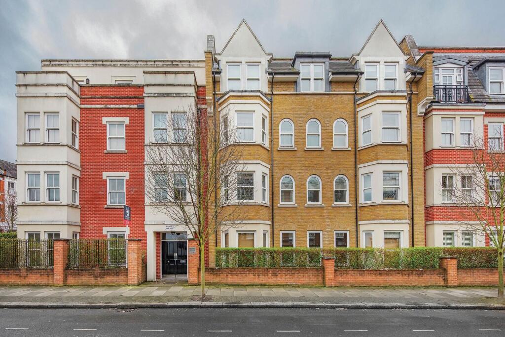 1 bed 1st Floor Flat for rent in Battersea. From Foxtons - Battersea