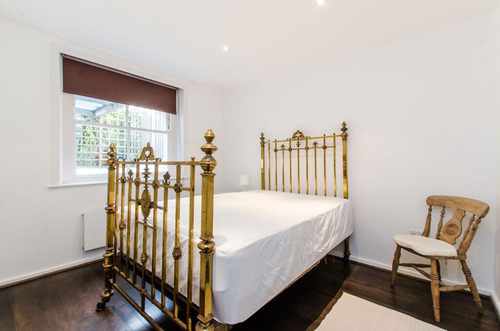 1 bed 1st Floor Flat for rent in Battersea. From Foxtons - Battersea