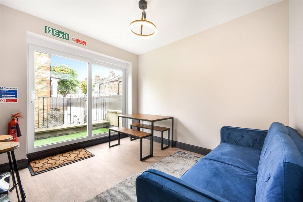 4 bed Studio for rent in Battersea. From Foxtons - Battersea