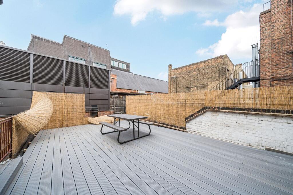 4 bed Studio for rent in London. From Foxtons - Battersea