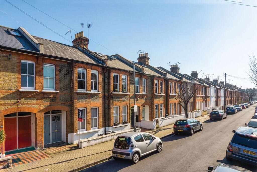 2 bed 1st Floor Flat for rent in London. From Foxtons - Battersea 2 bed 1st Floor Flat for rent in London. From Foxtons - Battersea