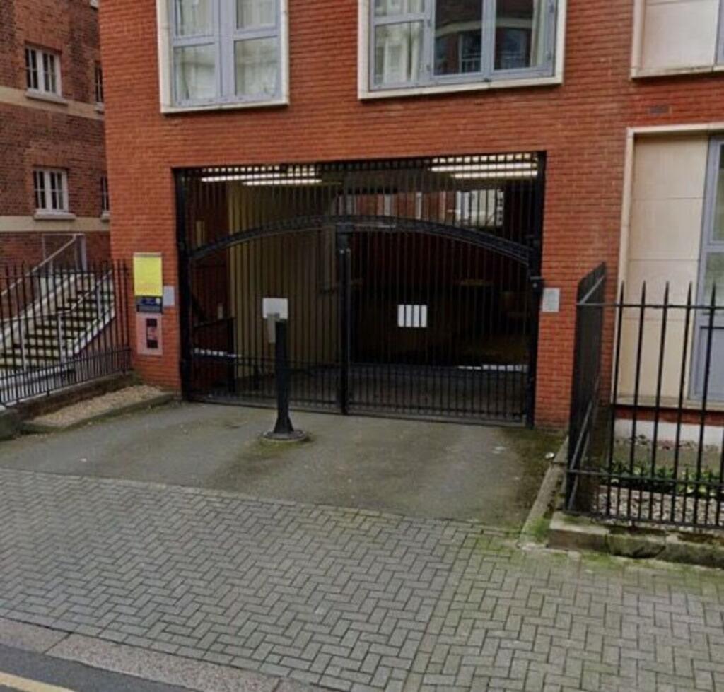 0 bed Car Parking for rent in London. From Foxtons - Battersea