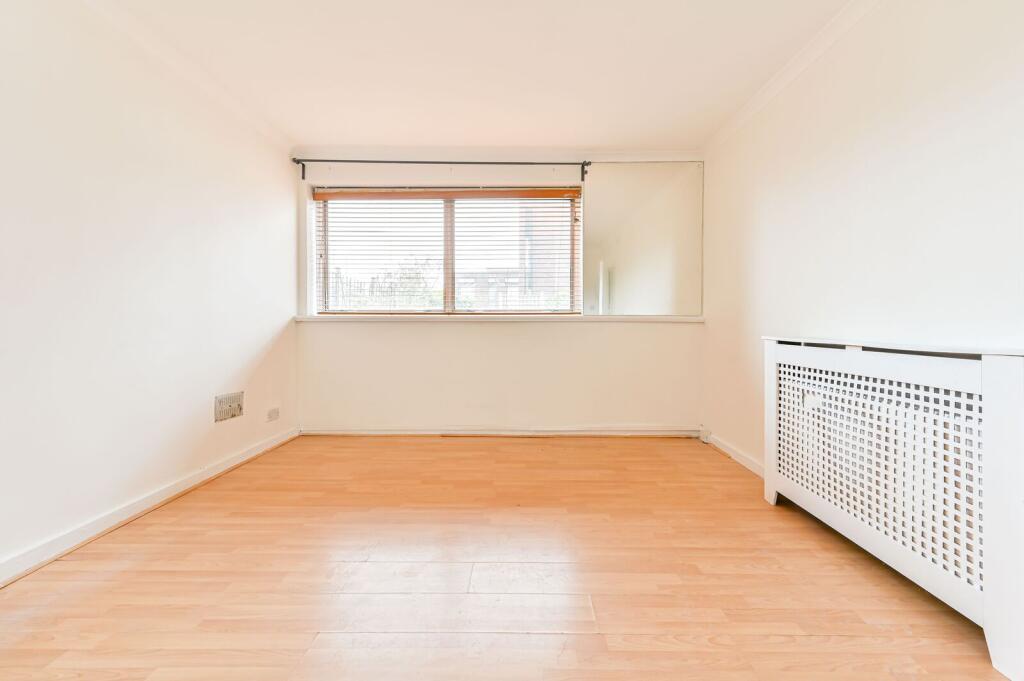 2 bed 1st Floor Flat for rent in London. From Foxtons - Battersea 2 bed 1st Floor Flat for rent in London. From Foxtons - Battersea