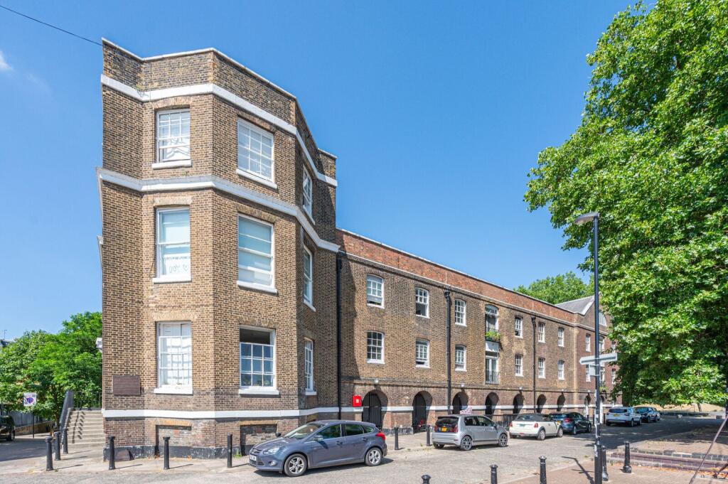 1 bed 1st Floor Flat for rent in London. From Foxtons - Blackheath 1 bed 1st Floor Flat for rent in London. From Foxtons - Blackheath