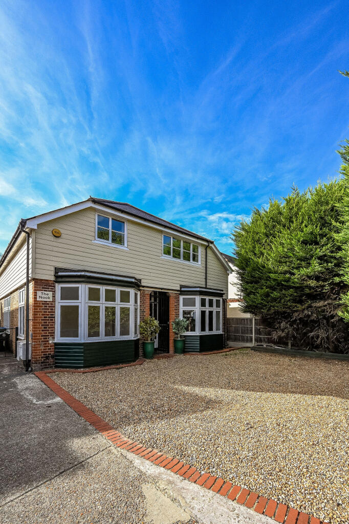 4 bed Detached for rent in London. From Foxtons - Blackheath 4 bed Detached for rent in London. From Foxtons - Blackheath